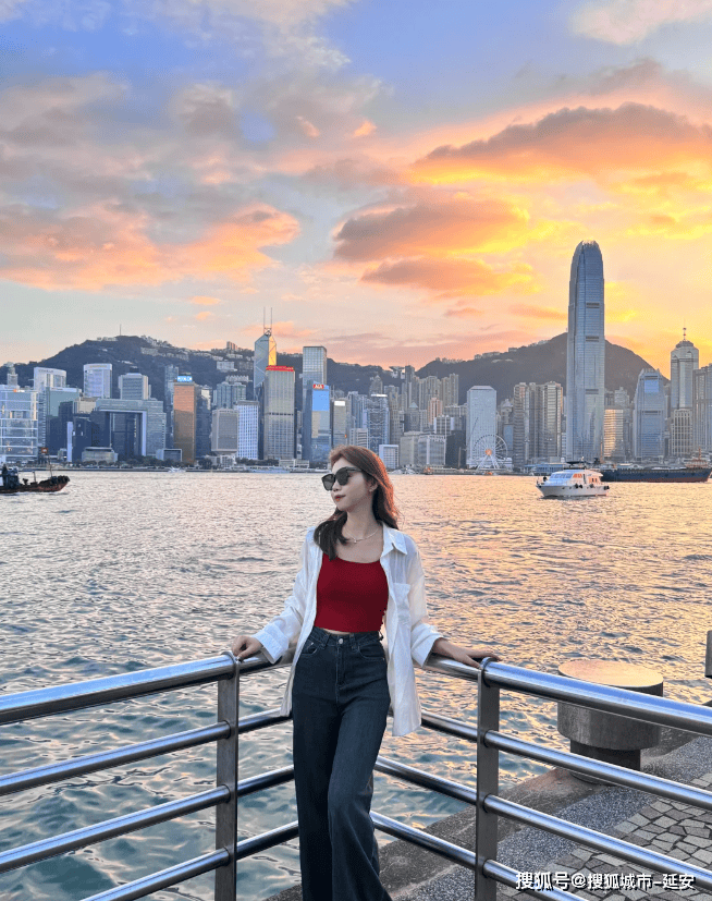 孩子和老人跟团香港游需要多少钱费用？开元ky棋牌香港旅游攻略最佳方案带(图2)