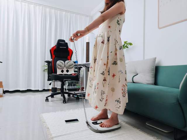 3频8电极+12项数据+97%准确率有点全面ky开元棋牌InBody体脂秤H30评测:(图12) 3频8电极+12项数据+97%准确率有点全面ky开元棋牌InBody体脂秤H30评测:(图12)